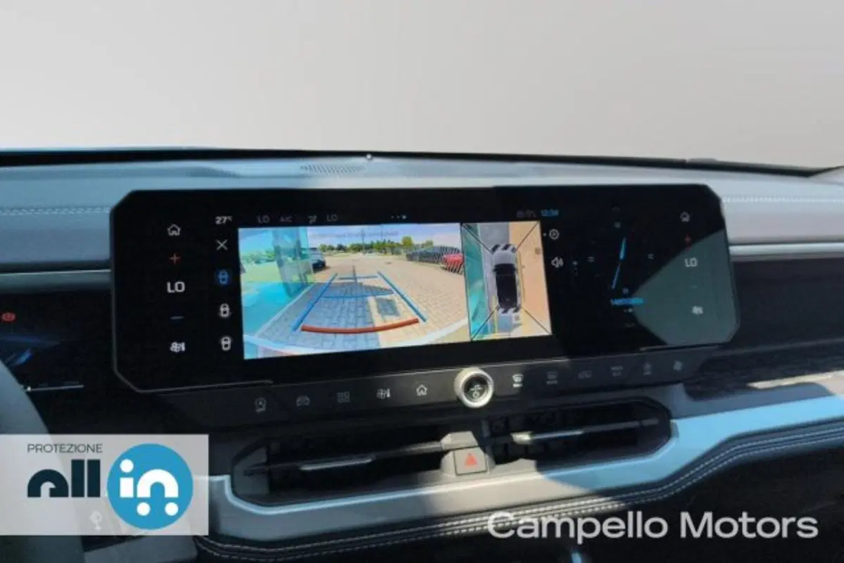 Jeep Compass nuova a Venezia (15)