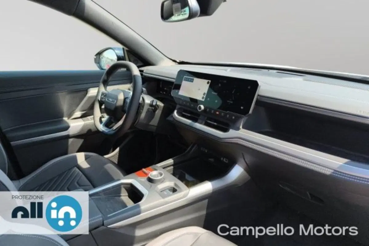 Jeep Compass nuova a Venezia (17)