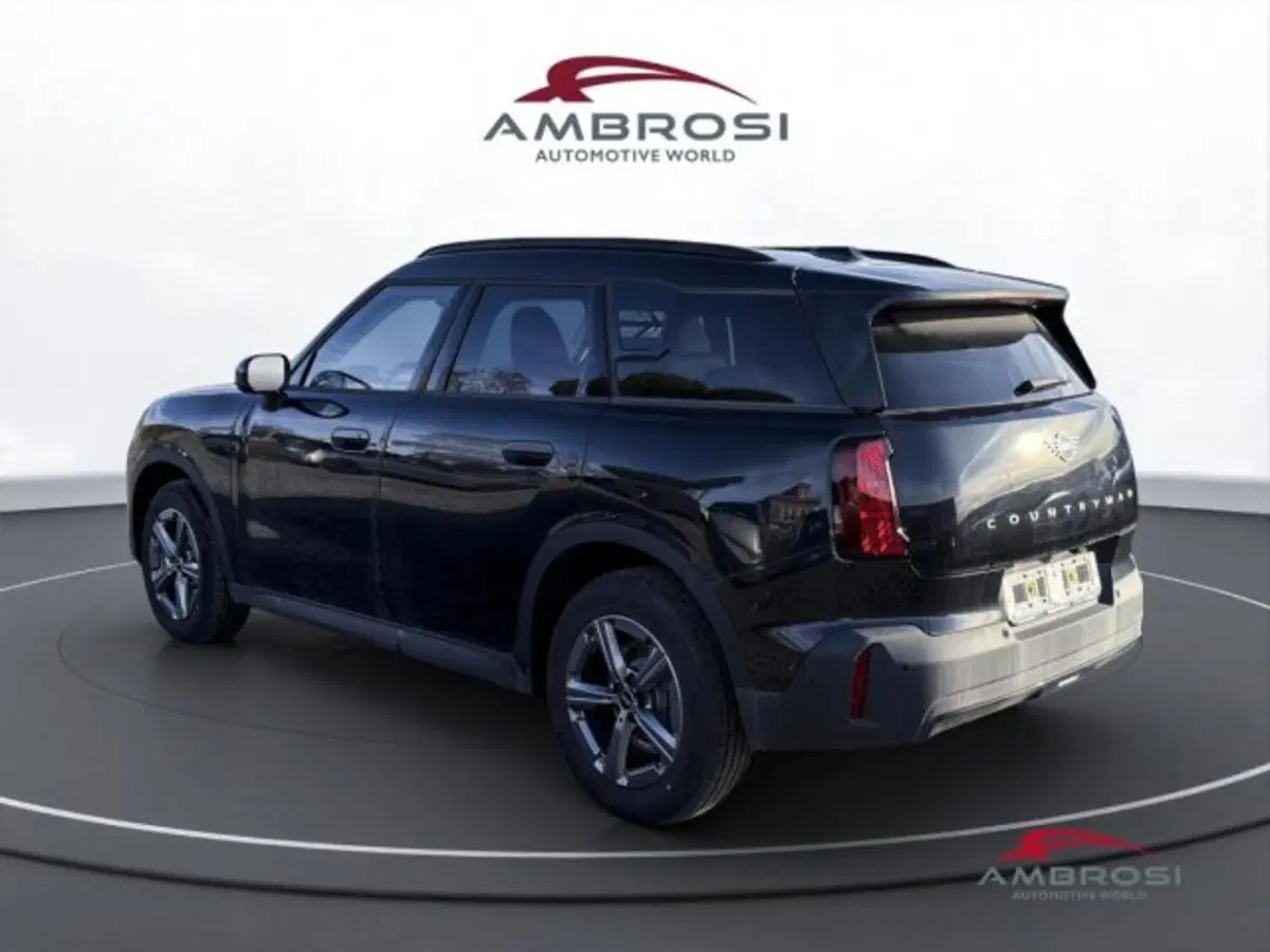 MINI Mini Countryman nuova a Perugia (4)