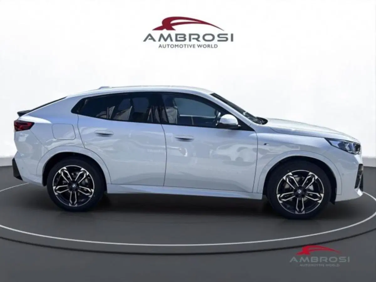 BMW X2 nuova a Perugia (5)