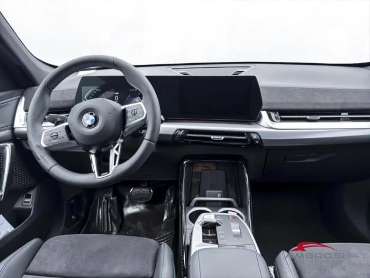 BMW X1 nuova a Perugia (12)