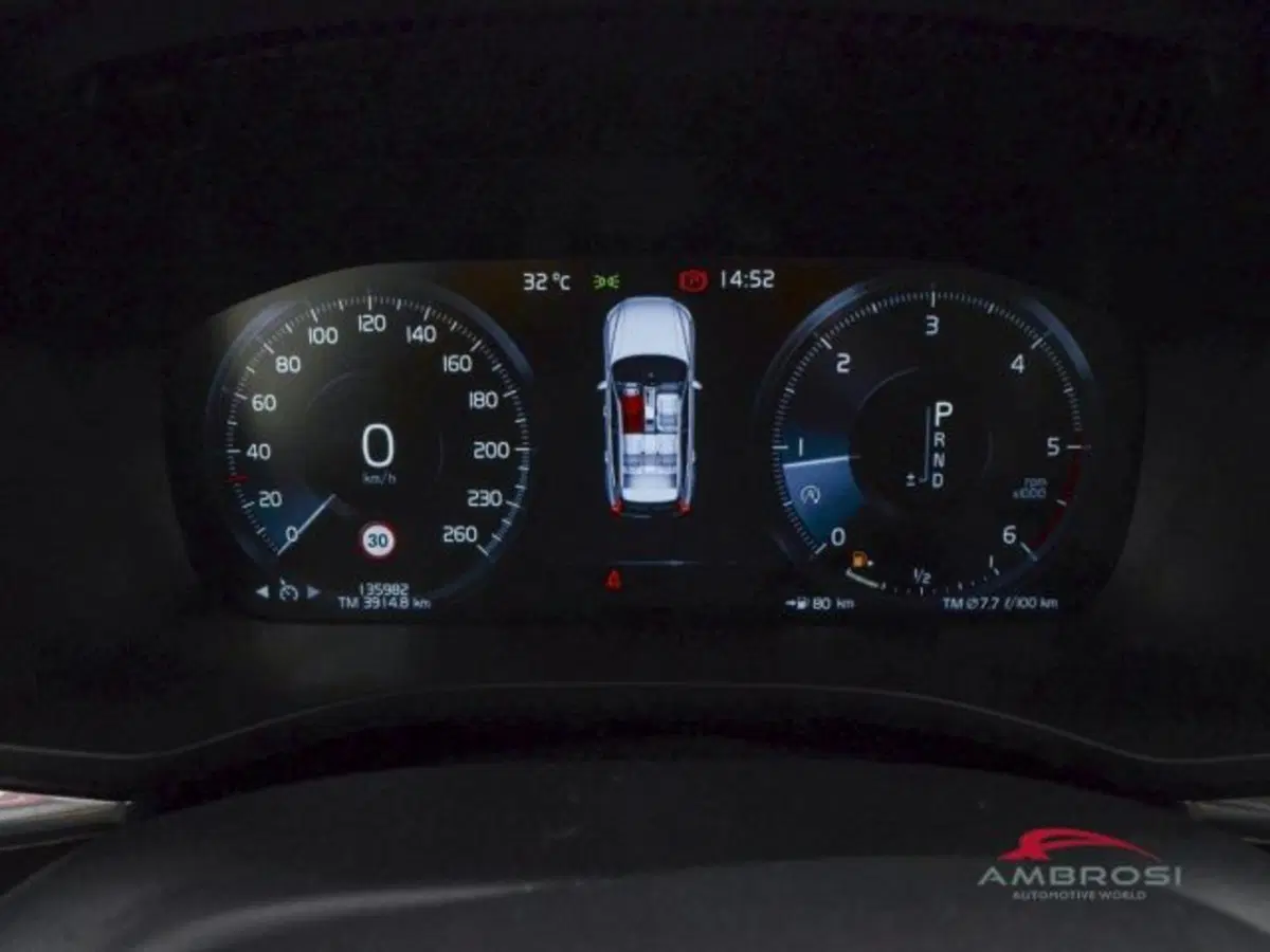 Volvo XC60 usata a Perugia (13)