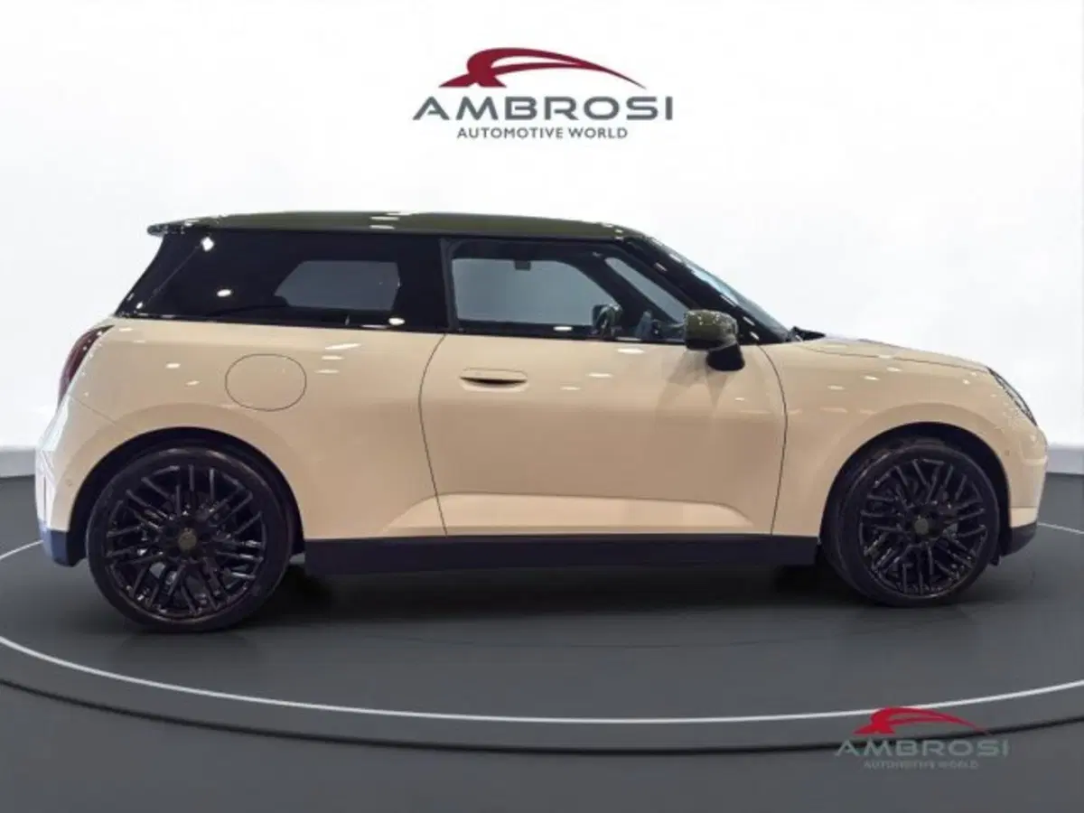 MINI Mini nuova a Perugia (5)