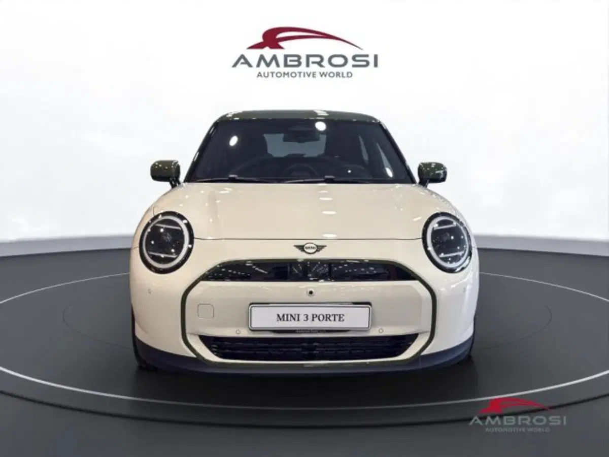 MINI Mini nuova a Perugia (7)