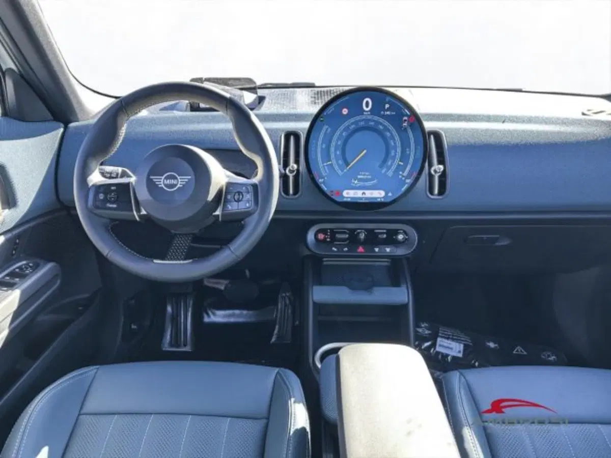 MINI Mini Countryman nuova a Perugia (14)