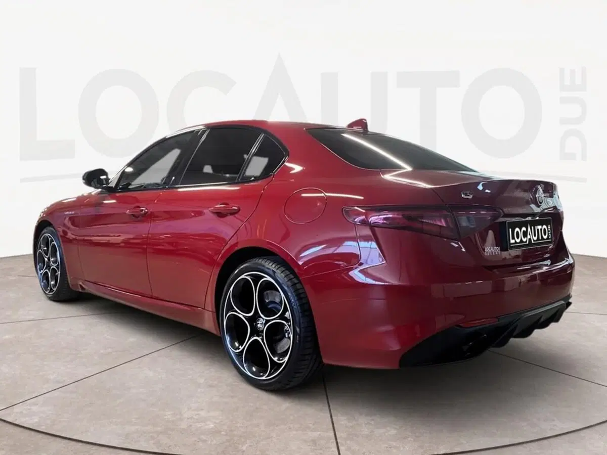 Alfa Romeo Giulia usata a Torino (5)