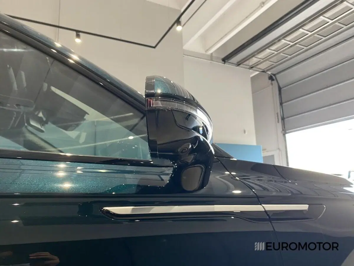 Omoda Omoda 9 SHS-P nuova a Bari (7)