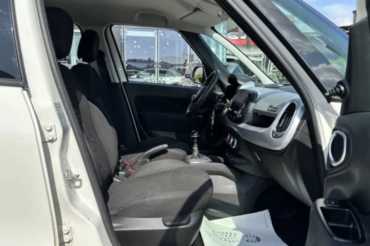 Fiat 500L usata a Latina (8)