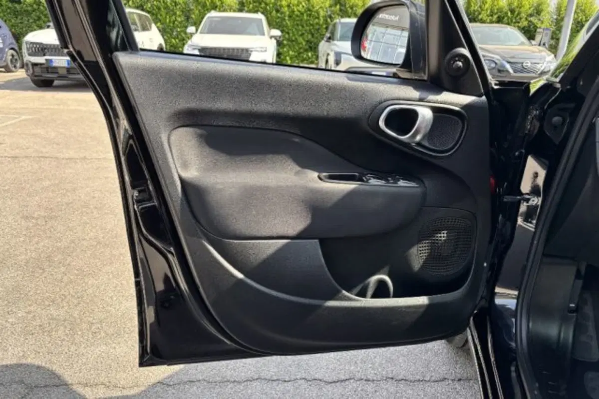 Fiat 500L usata a Latina (12)