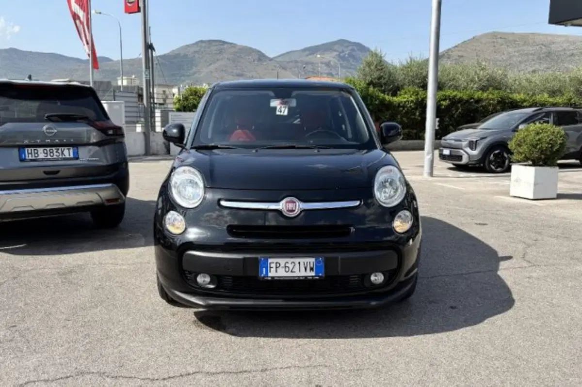 Fiat 500L usata a Latina (2)