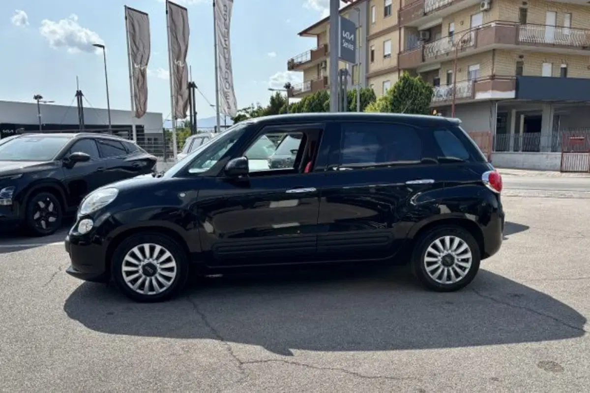 Fiat 500L usata a Latina (4)