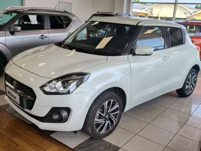 Suzuki Swift 1.2h Top 4wd allgrip del 2021 usata a Gazzada Schianno