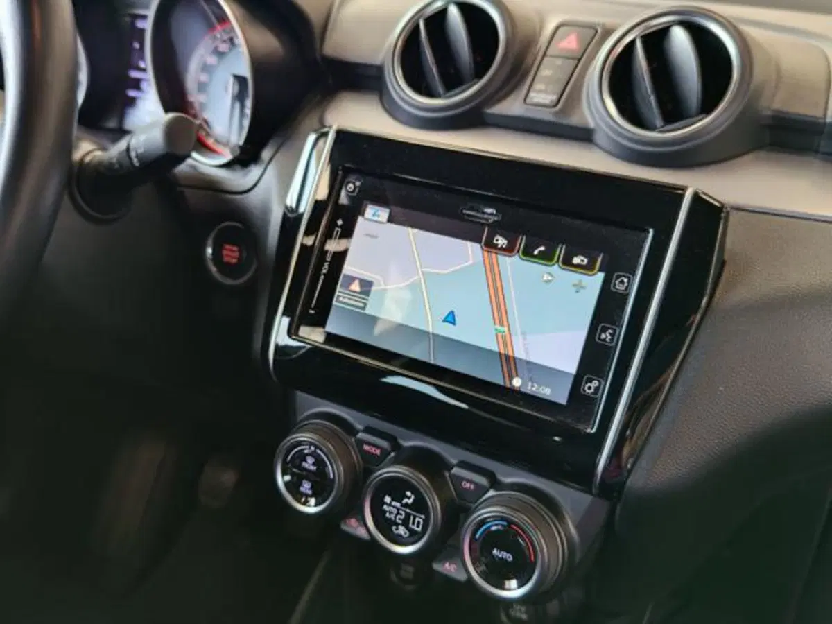 Suzuki Swift usata a Varese (13)