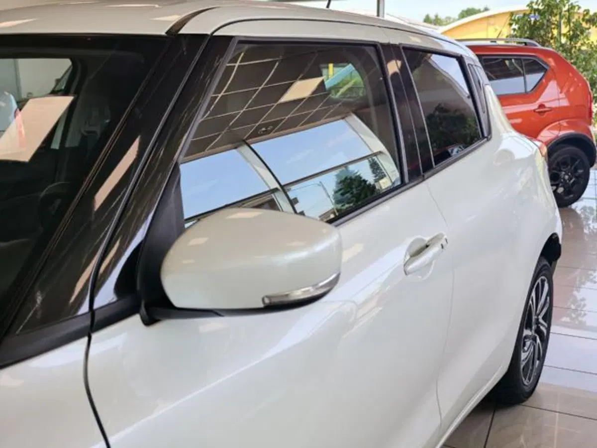 Suzuki Swift usata a Varese (8)