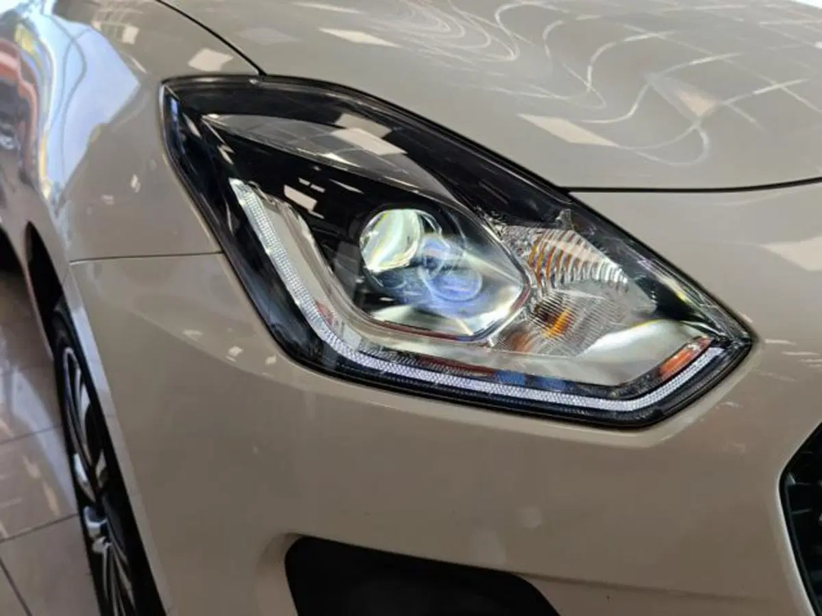 Suzuki Swift usata a Varese (9)