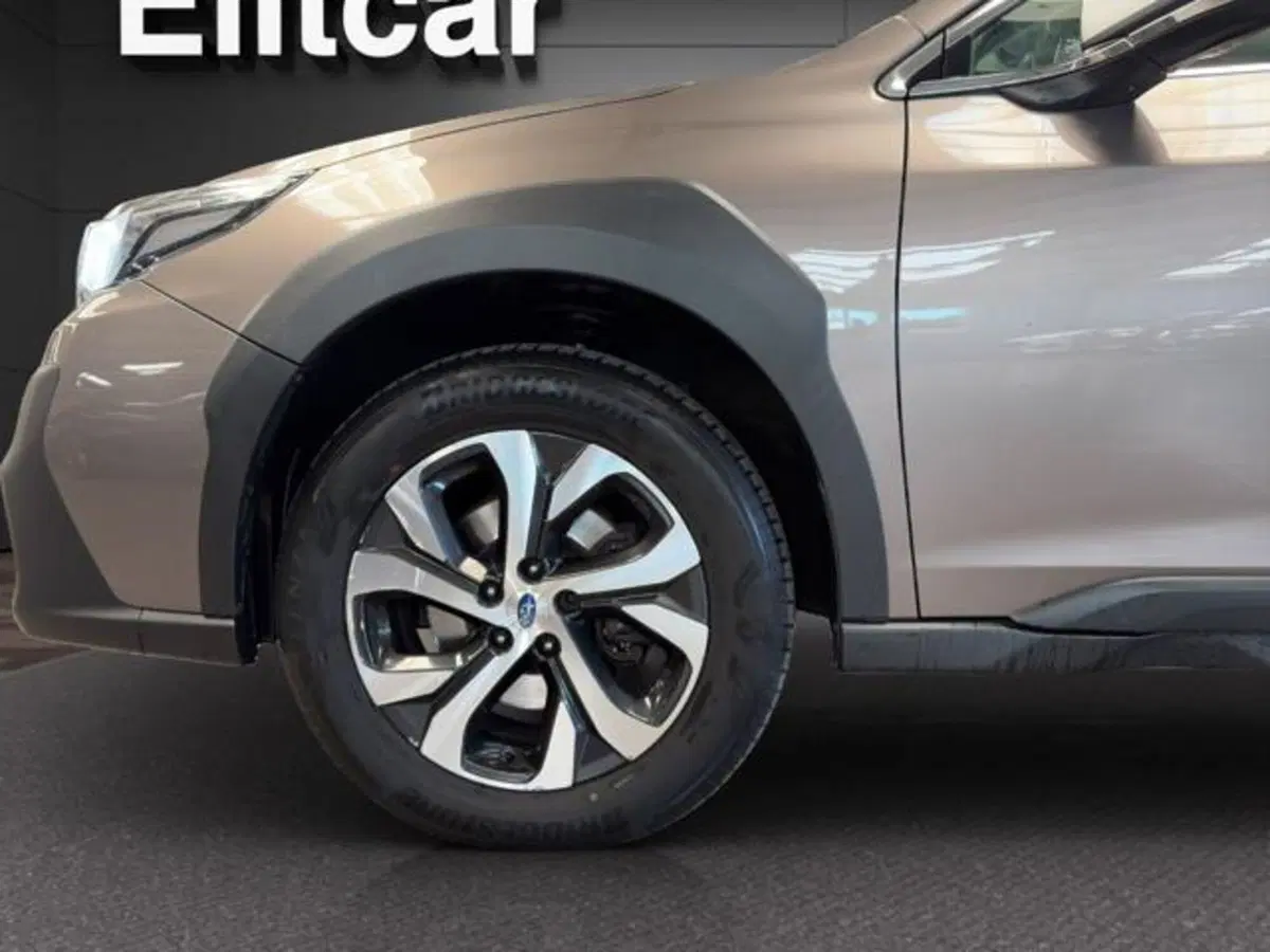 Subaru Outback usata a Milano (14)