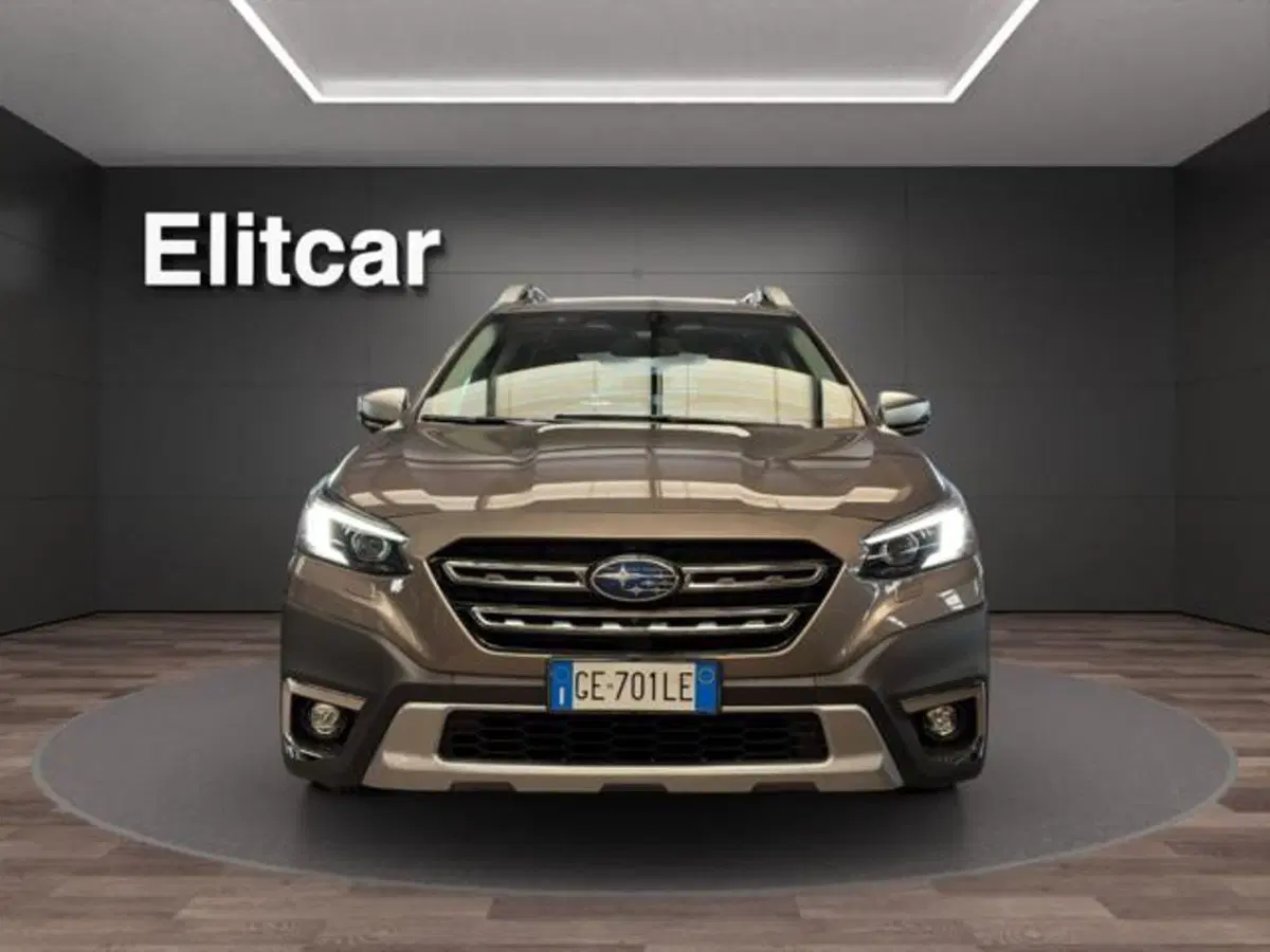 Subaru Outback usata a Milano (2)