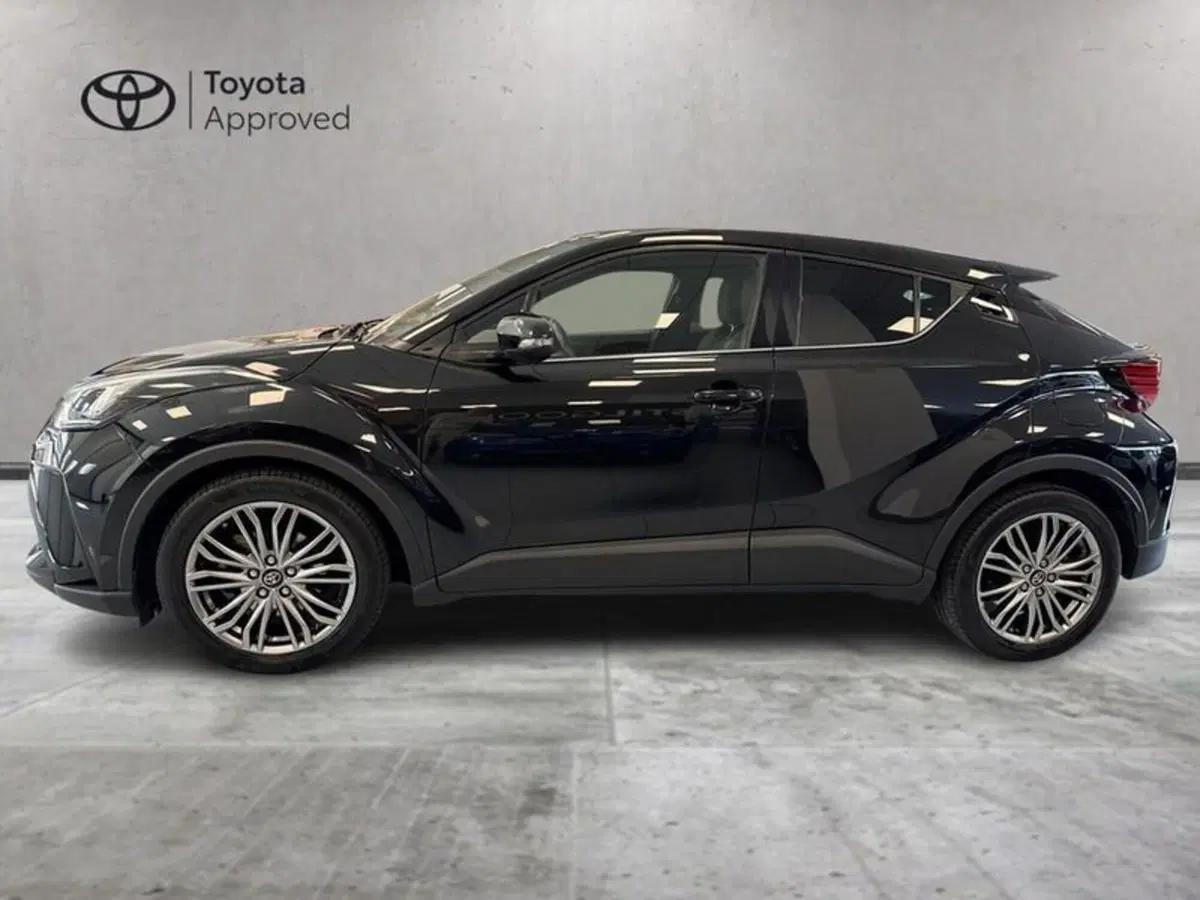 Toyota Toyota C-HR usata a Prato (3)