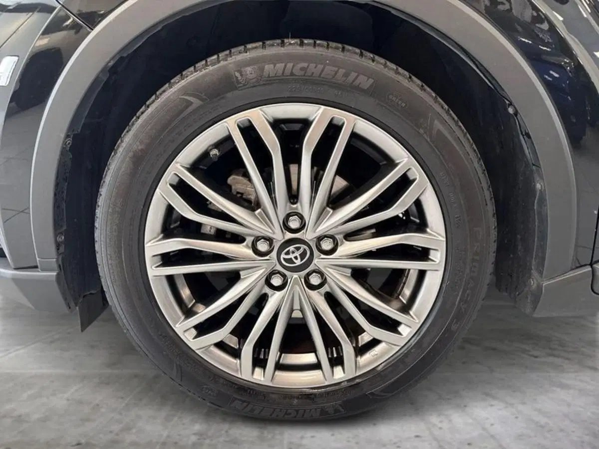 Toyota Toyota C-HR usata a Prato (9)