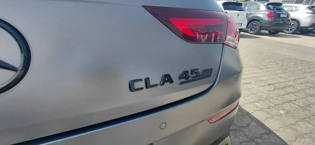 Mercedes-Benz CLA Shooting Brake usata a Cosenza (19)