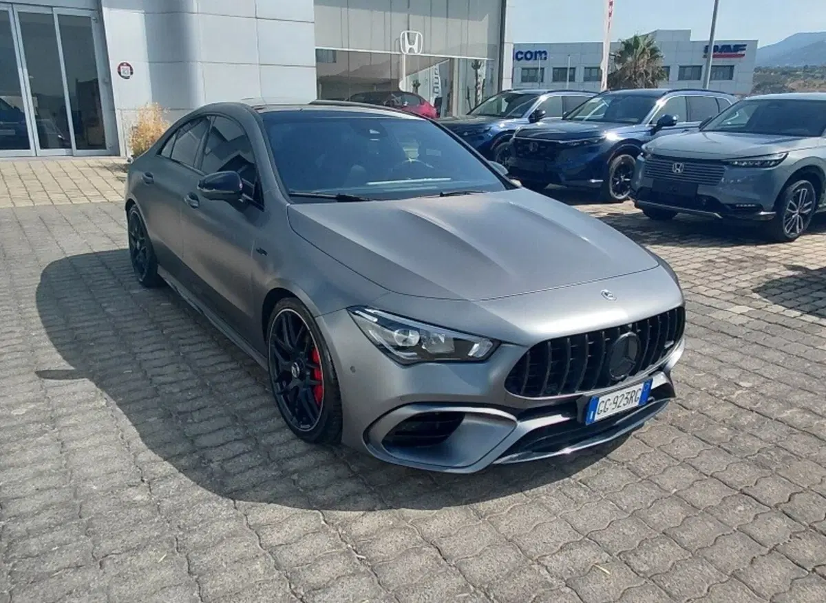 Mercedes-Benz CLA Shooting Brake usata a Cosenza (3)