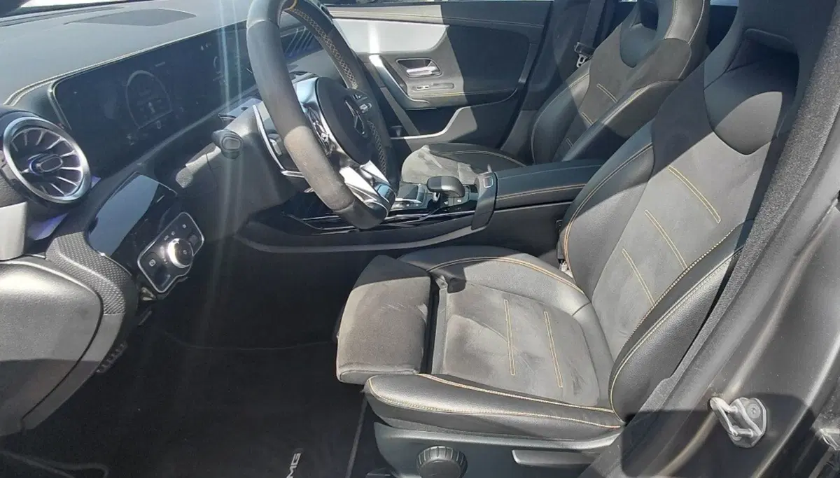 Mercedes-Benz CLA Shooting Brake usata a Cosenza (9)