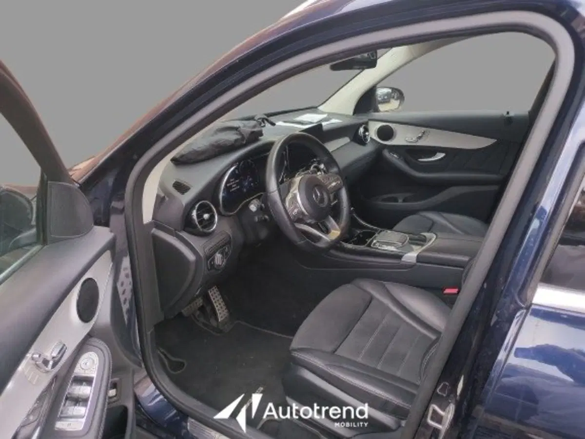 Mercedes-Benz GLC Coupé usata a Bari (13)