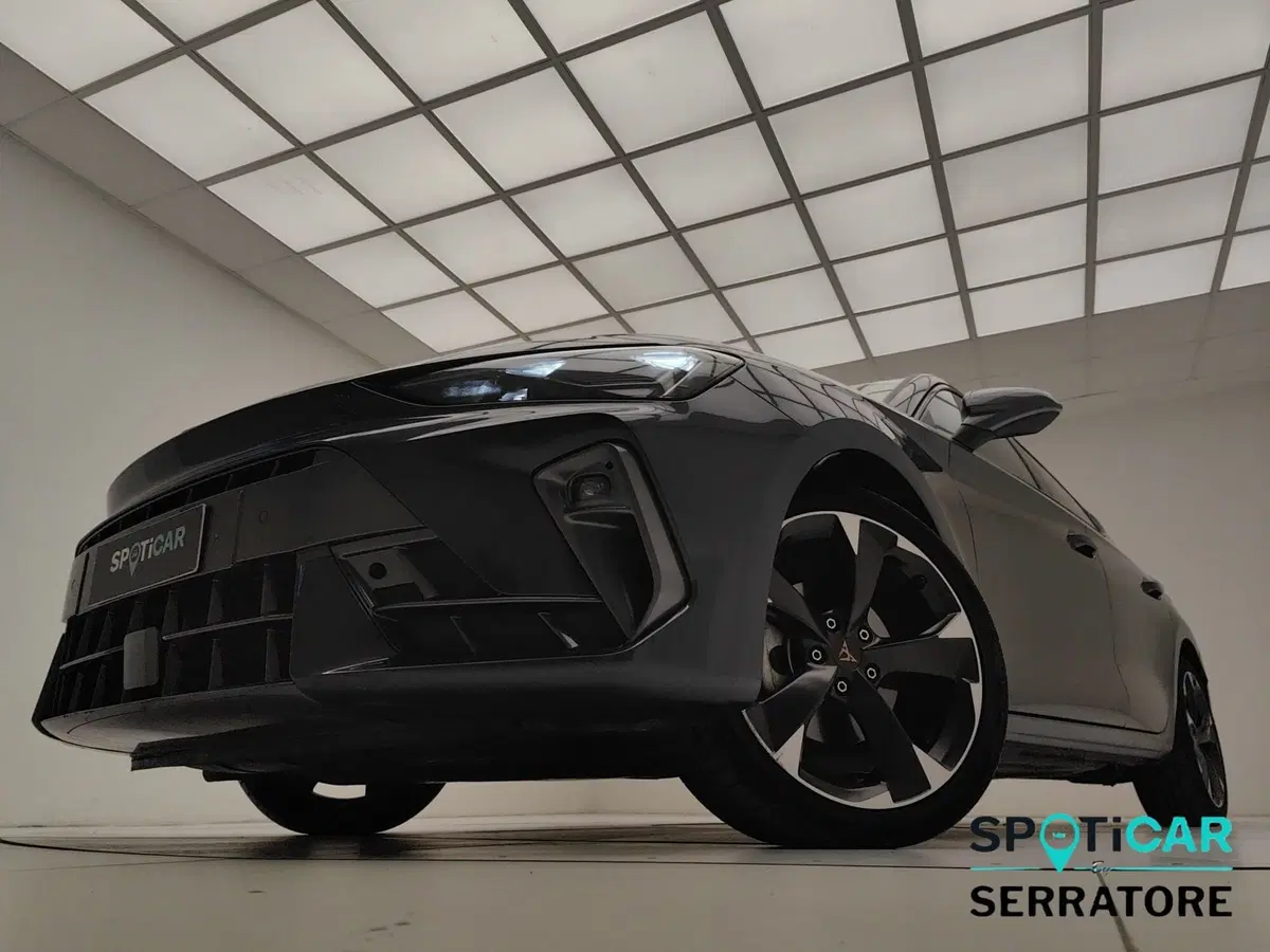 Cupra Leon usata a Como (14)