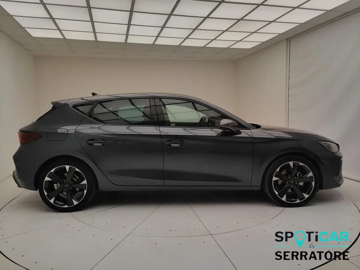 Cupra Leon usata a Como (18)