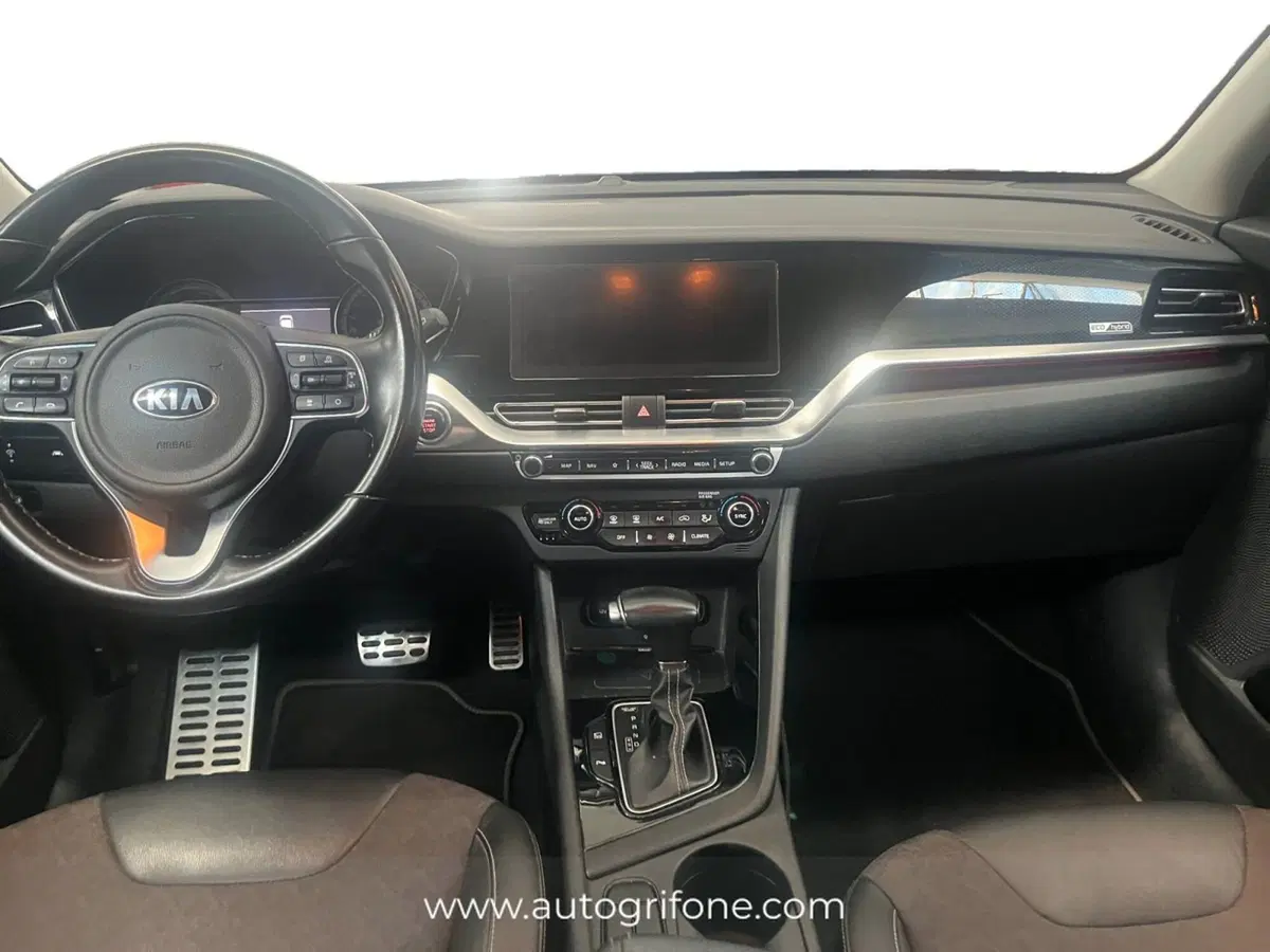 Kia Niro usata a Modena (11)