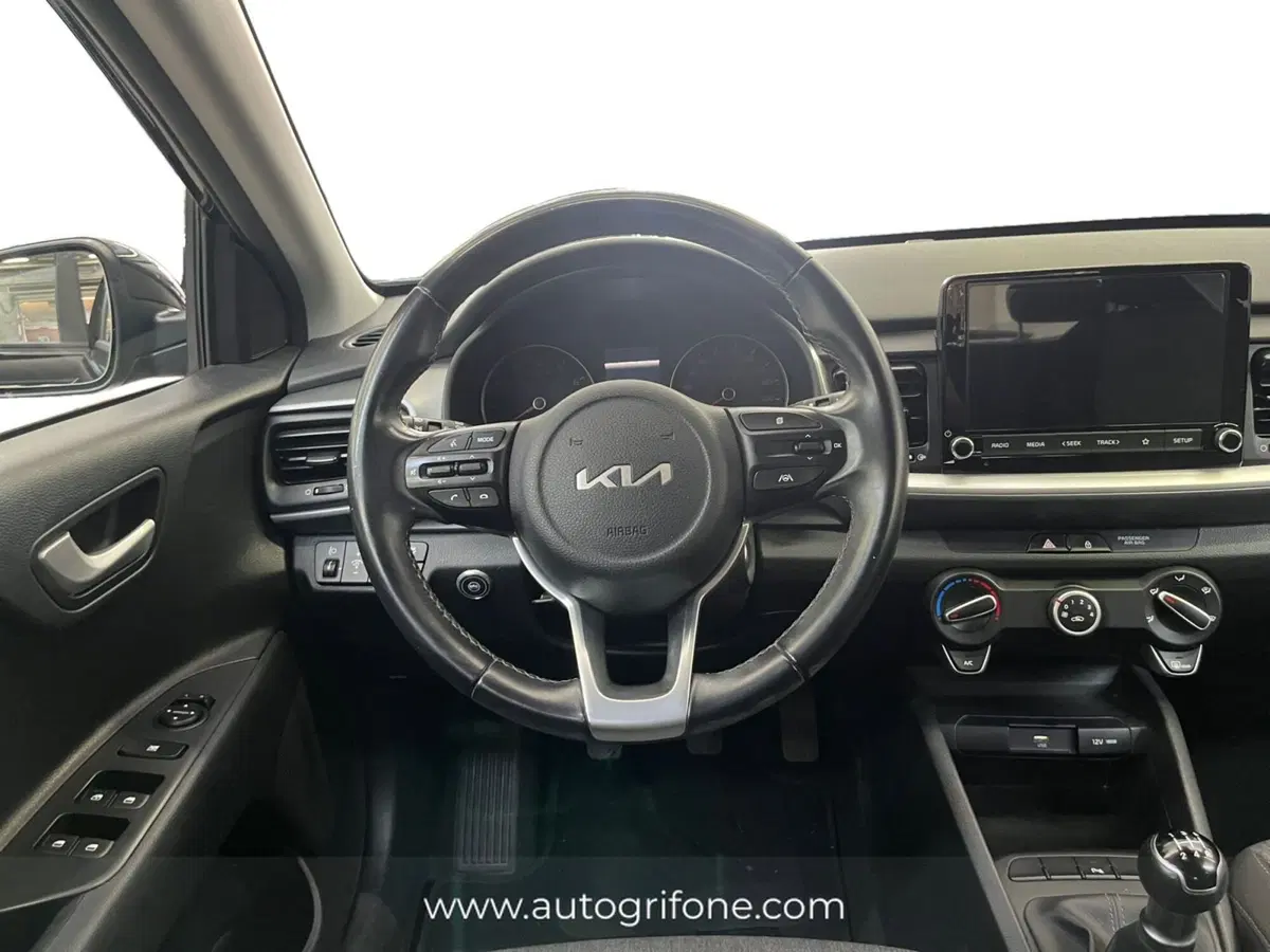 Kia Stonic usata a Modena (12)