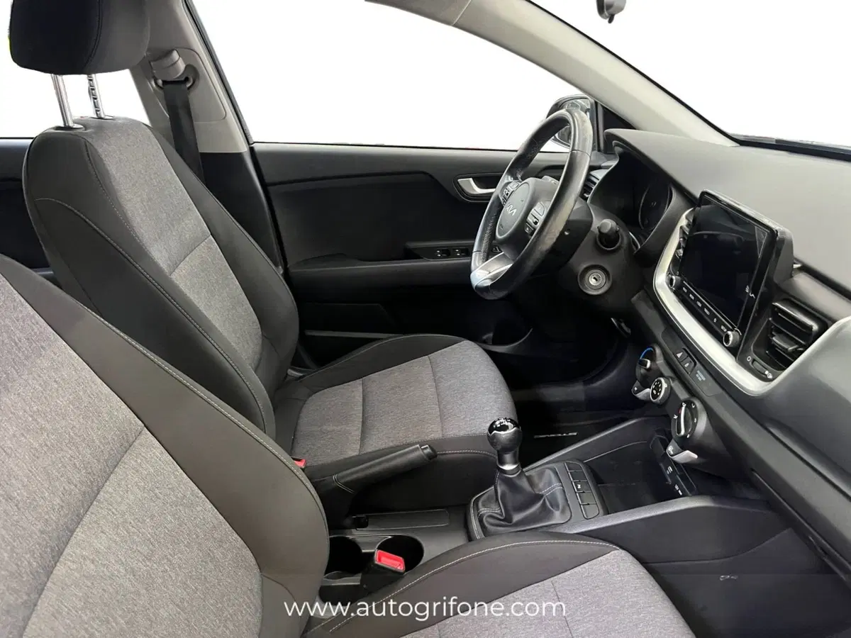 Kia Stonic usata a Modena (13)