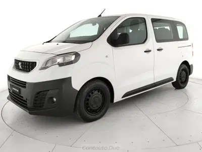 Peugeot Expert Furgone std 1.5 Bluehdi 120cv S&amp;S del 2019 usata a Teverola