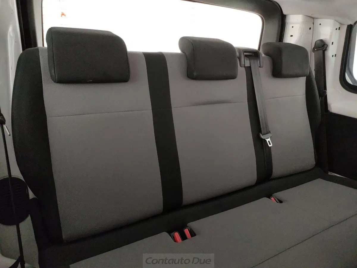 Peugeot Expert Furgone usata a Caserta (10)