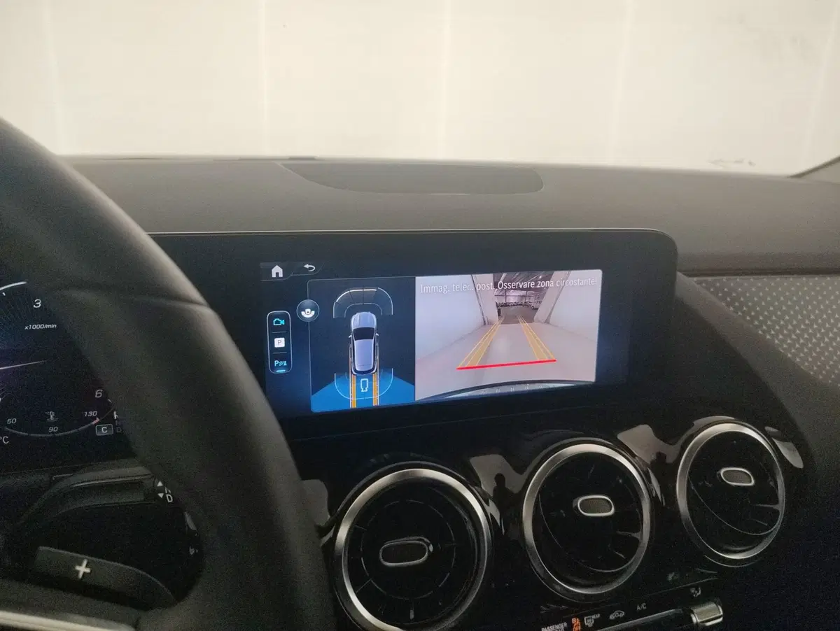 Mercedes-Benz GLA SUV usata a Alessandria (13)