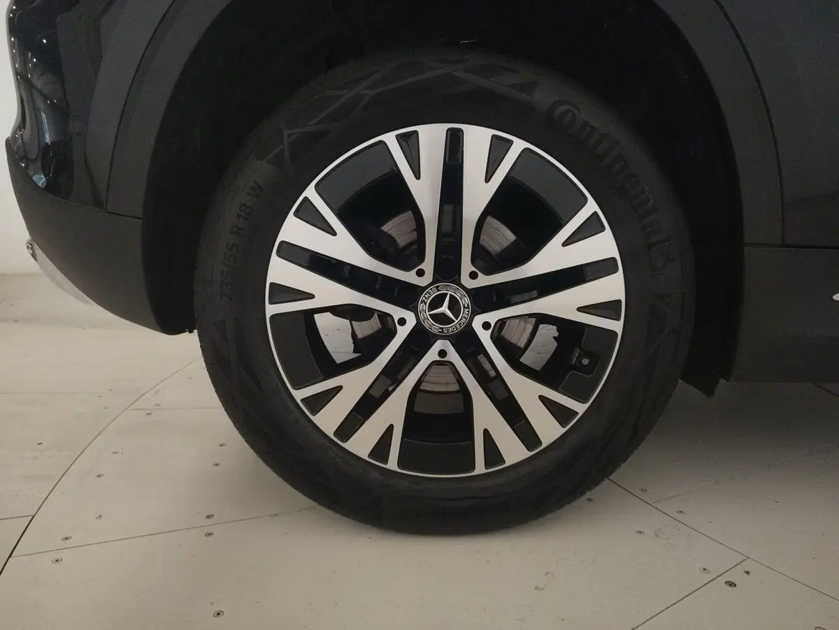 Mercedes-Benz GLA SUV usata a Alessandria (14)