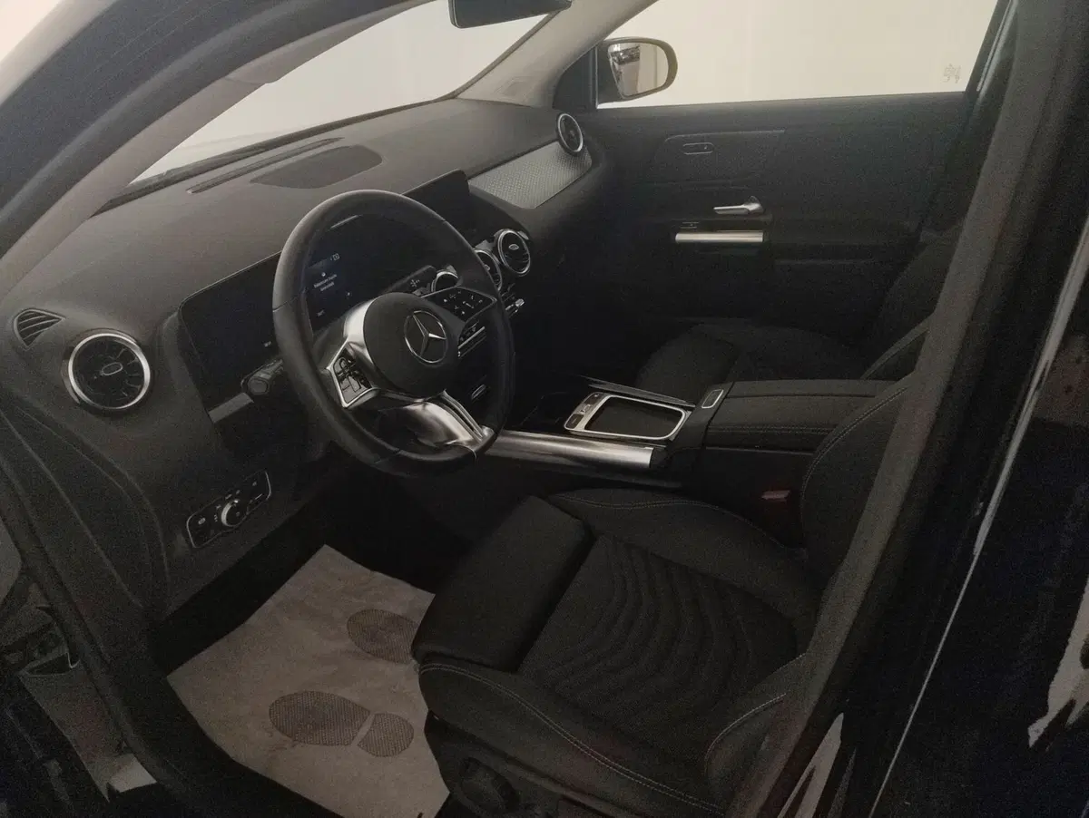 Mercedes-Benz GLA SUV usata a Alessandria (6)