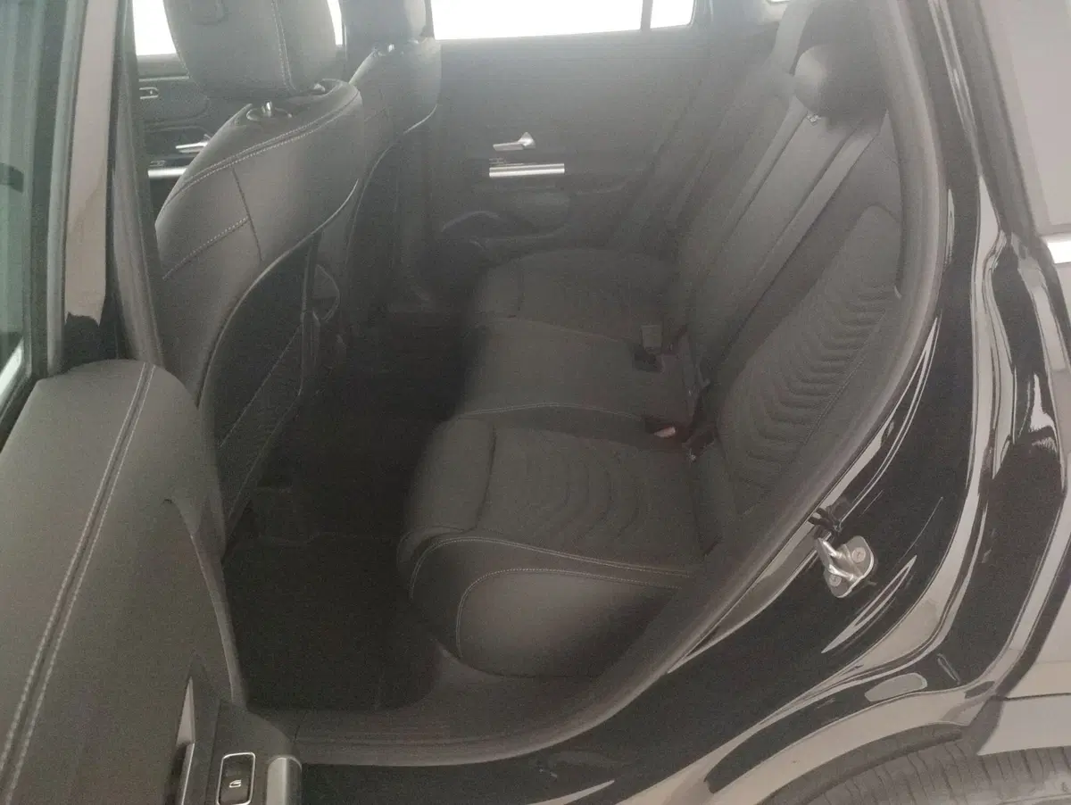 Mercedes-Benz GLA SUV usata a Alessandria (7)