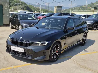 BMW Serie 3 Touring 320d  mhev 48V xdrive MSport Pro auto del 2025 usata