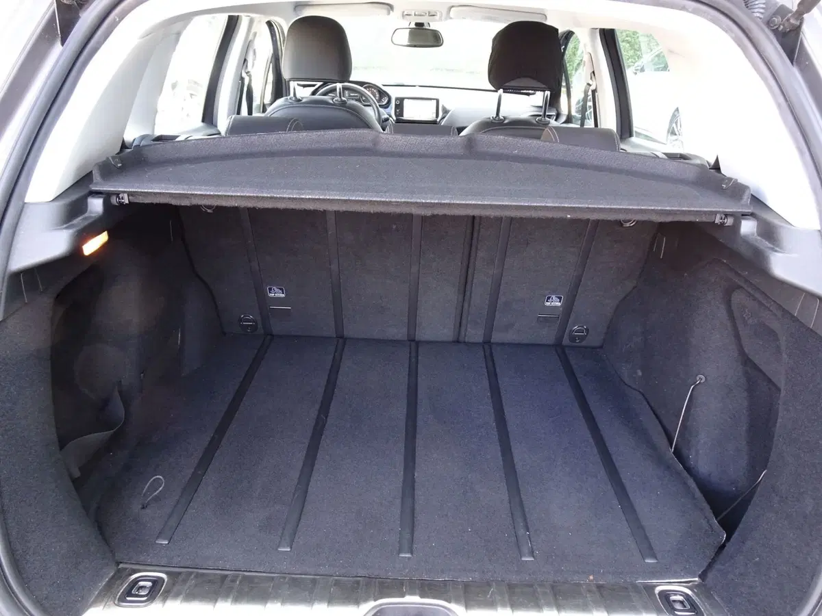Peugeot 2008 usata a Belluno (19)