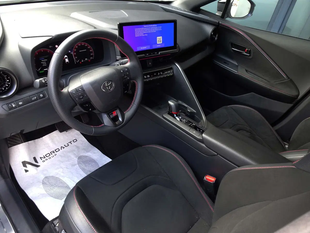 Toyota Toyota C-HR usata a Venezia (7)