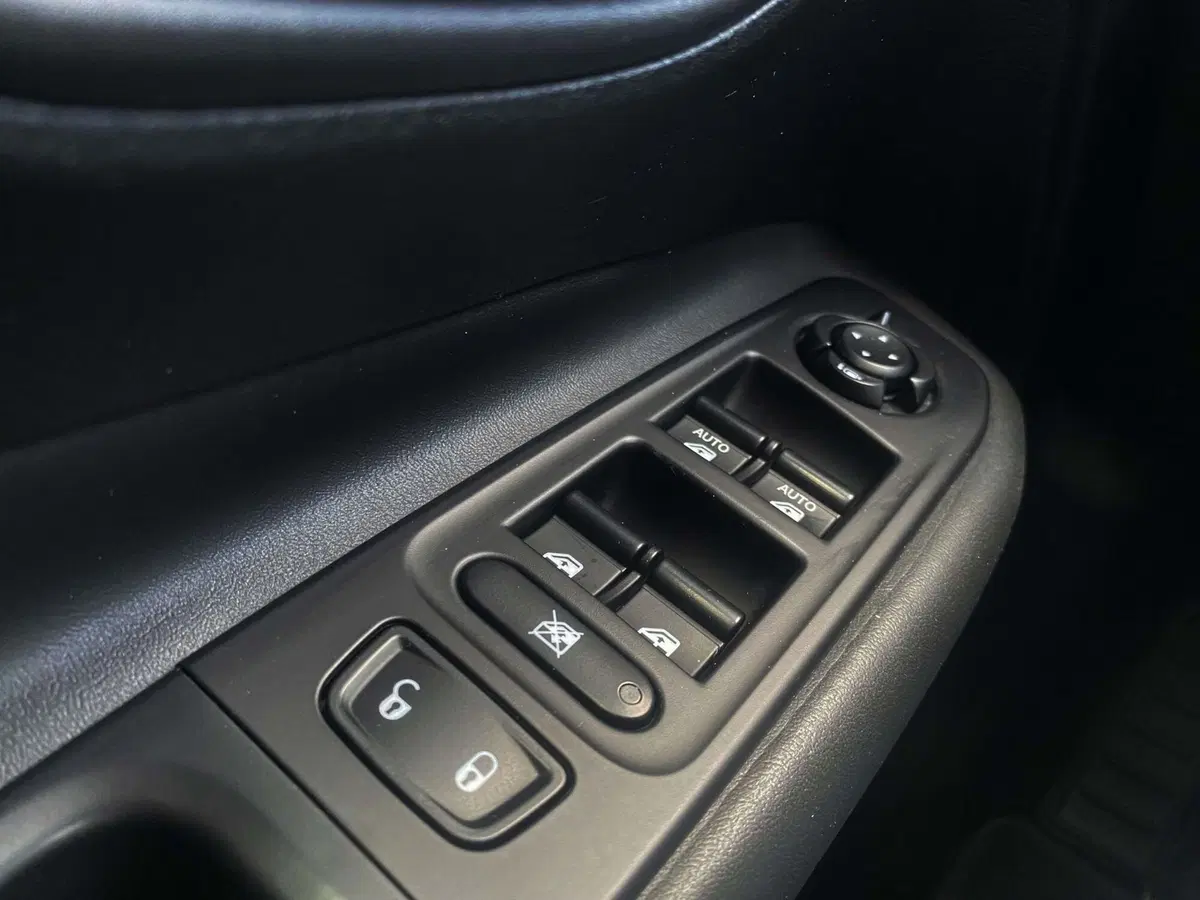 Jeep Renegade usata a Padova (13)