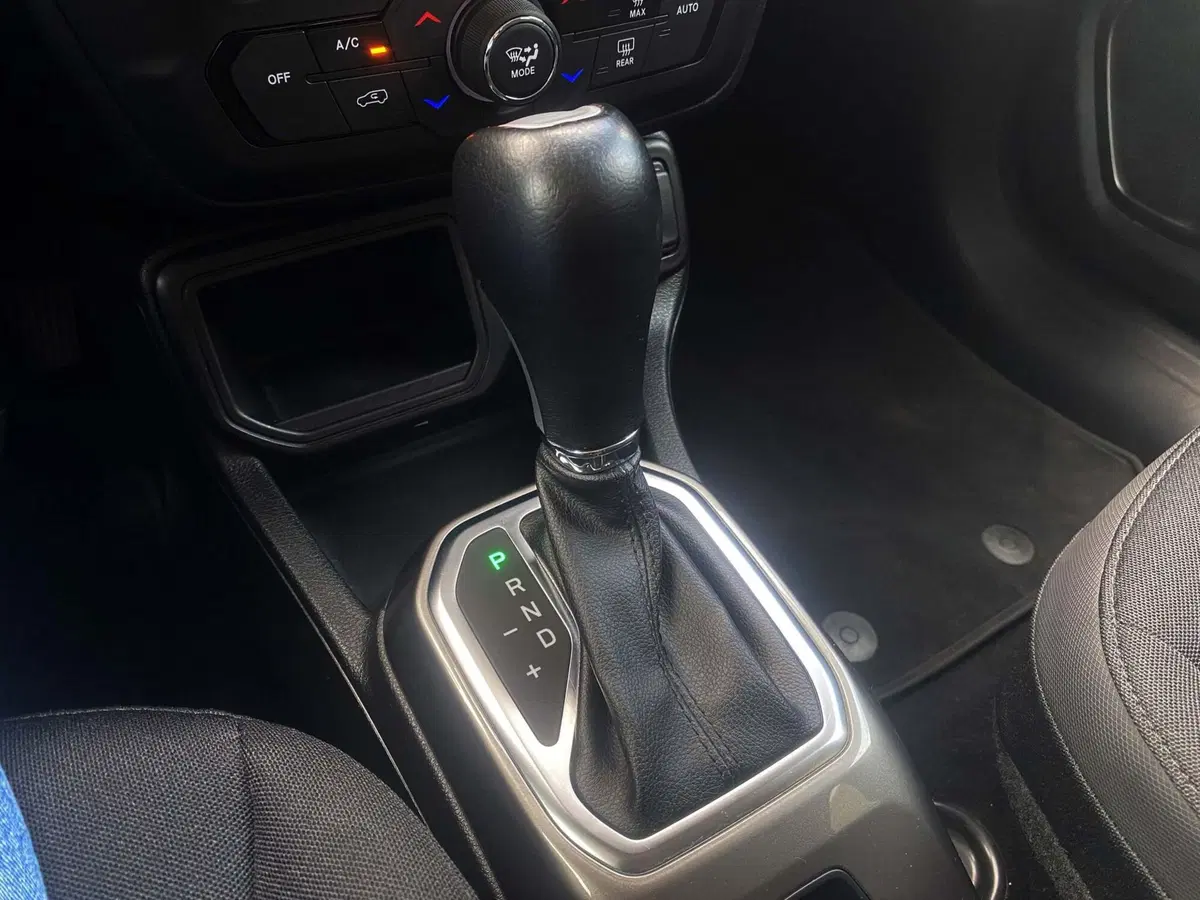 Jeep Renegade usata a Padova (18)