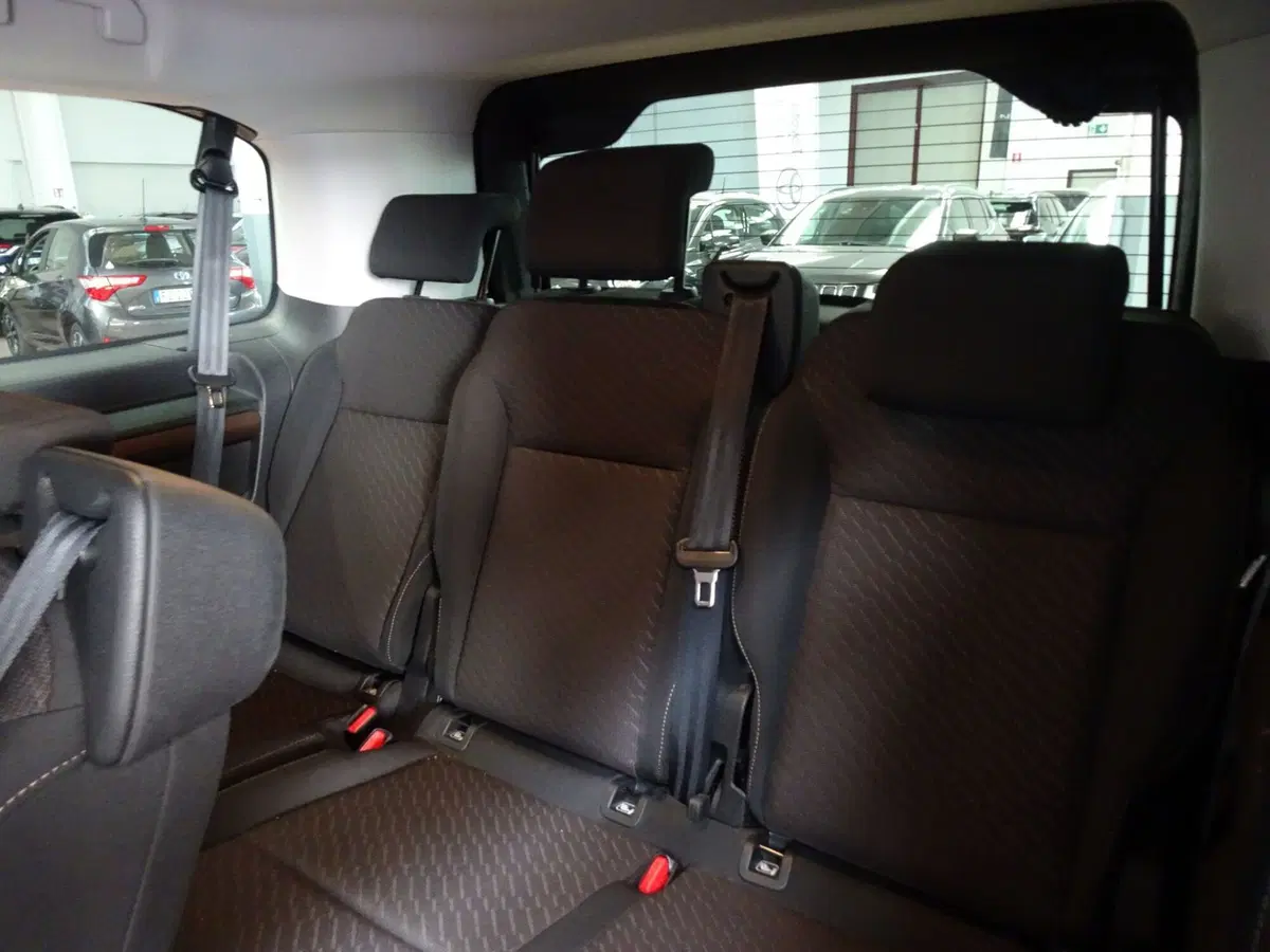 Toyota Proace Verso usata a Treviso (11)