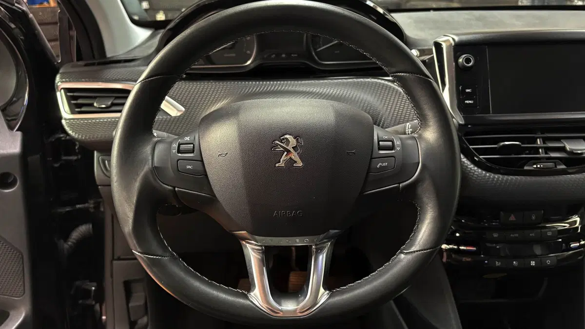 Peugeot 2008 usata a Treviso (15)