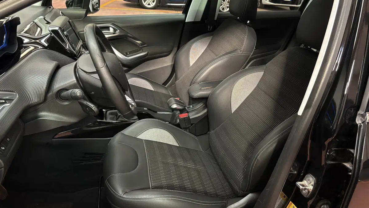 Peugeot 2008 usata a Treviso (9)
