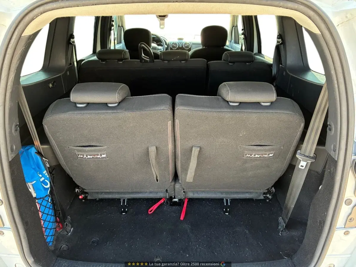 Dacia Lodgy usata a Prato (6)