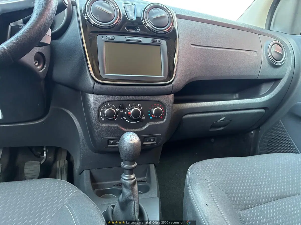 Dacia Lodgy usata a Prato (7)