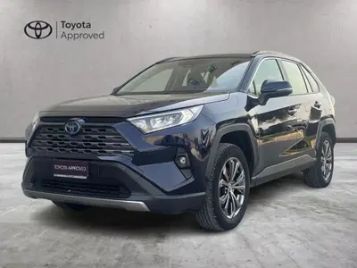 Toyota Rav4 HV (218CV) E-CVT 2WD Active del 2023 usata a Ragusa