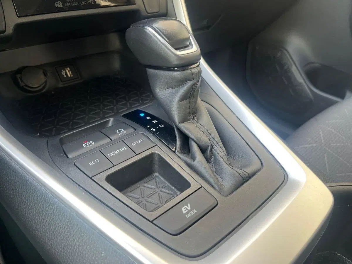 Toyota Rav4 usata a Ragusa (7)